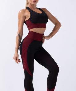 Women's Gymwear set Sports Bra Seamless Leggings Black Red